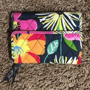 Vera Bradley Trifold Wallet: Jazzy Blooms